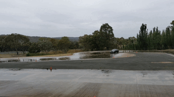 PXL_20230128_235244067.mp4